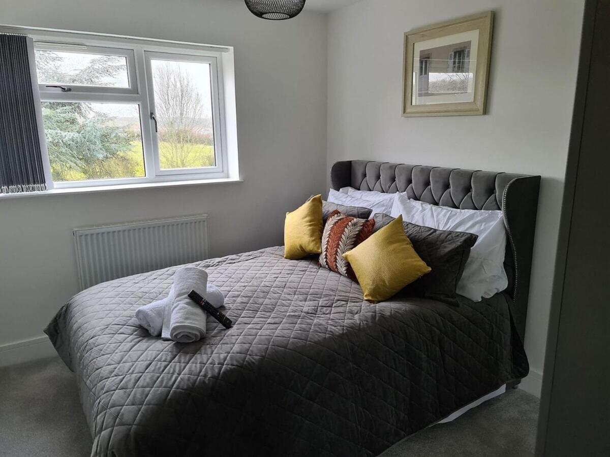 Sav 5 Bed Luxury Detached House In Leicester Humberstone Chambre photo