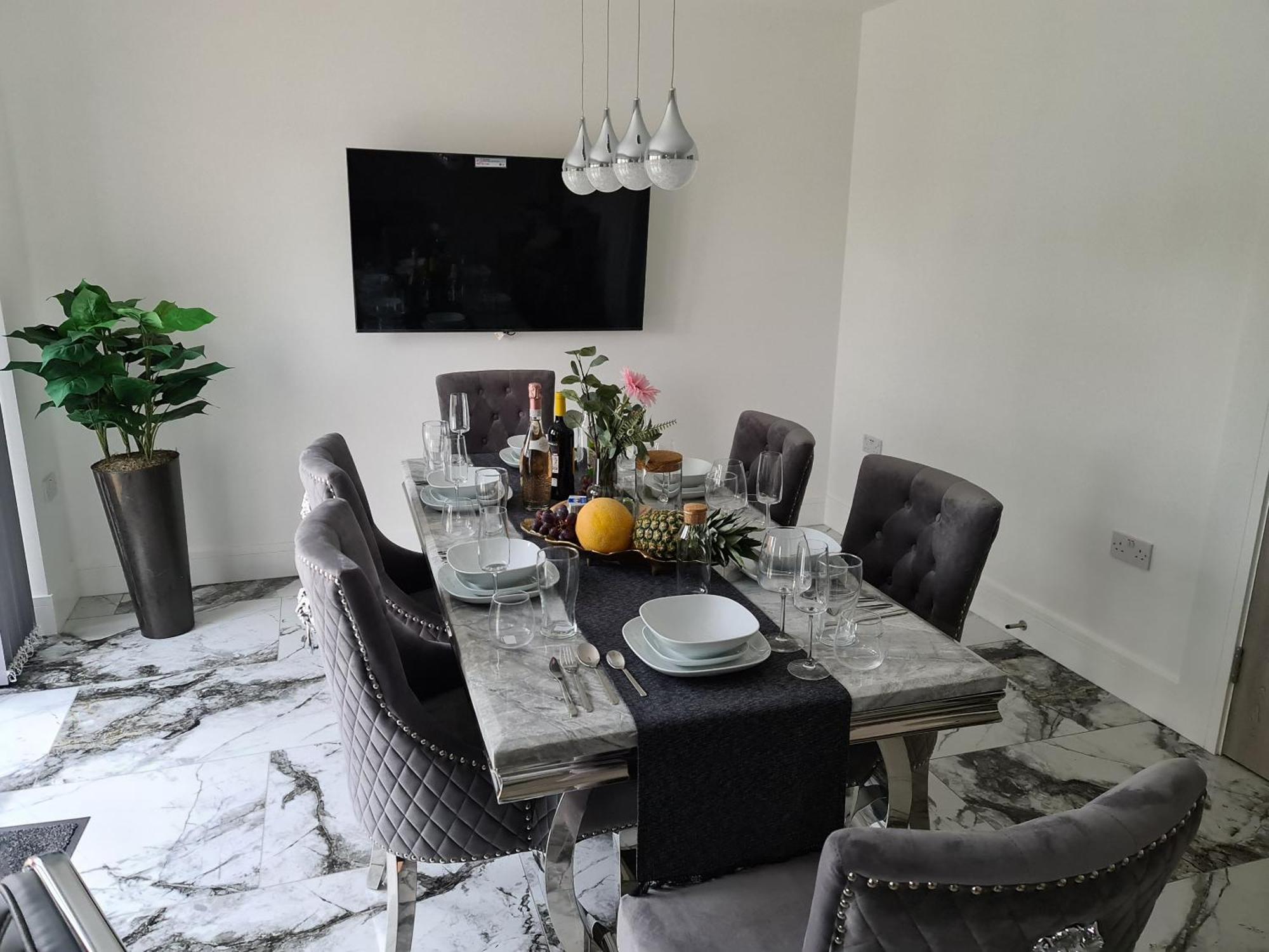 Sav 5 Bed Luxury Detached House In Leicester Humberstone Extérieur photo